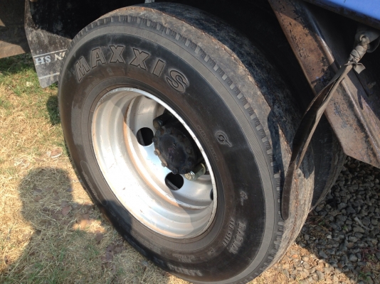 ขาย 6ล้อช่วงยาวISUZU NPR130 TURBO ปี40 ยูโรทู เครื่องเดิม 4HG1 130เทอโบ แห้งๆ ไม่มีไอ ช่วงล่างเดิม คัสซีสวย หัวบาง เดิม ภายในสวยครบ แอร์ พาวเวอร์ ยางใหม่ เรเดียน 7เส้น 9.5ขอบ17.5 คอกเหล้กแข็งแรง ไม่หักไม่งอ พร้อมใช้ พร้อมลุยงาน ราคาต่อรองได้ครับ