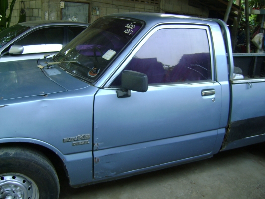 รถอีซูซุ KB 2200