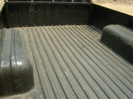 รถนิสสัน ช้างเหยียบ รถนิสสัน ช้างเหยียบ