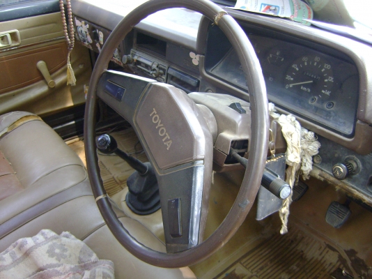 รถโตโยต้า RN 30