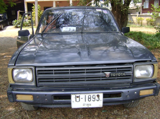 รถโตโยต้า RN 30