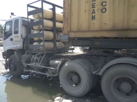 ขายรถหัวลาก ISUZU DEGA URO1 ติดแก็ส 8 ถัง เฉพาะหัวไม่รวมหาง