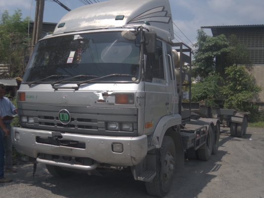 ขานรถหัวลาก INSSAN UD CW431 ติดแก๊ส 8 ถัง ขายเฉพาะหัว มีจำนวน 10 หัว(คัน)