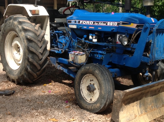 รถไถฟอร์ด 6610 ปั้มกลม. ท่อไอดีใหญ่. สวยทั้งคัน