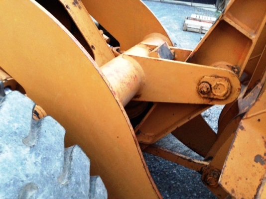 ขายด่วน..รถตัก KOMATSU 510 กรองเดี่ยว รุ่นใหม่ รถสวยแจ่ม พร้อมใช้ ตักแรง ได้งานไว เครื่องดี เกียร์ดี ประหยัด.