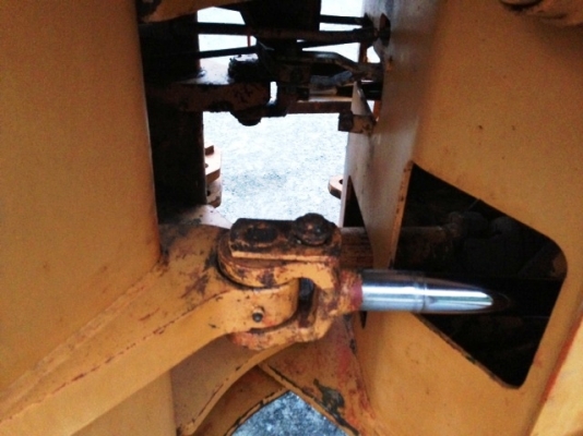 ขายด่วน..รถตัก KOMATSU 510 กรองเดี่ยว รุ่นใหม่ รถสวยแจ่ม พร้อมใช้ ตักแรง ได้งานไว เครื่องดี เกียร์ดี ประหยัด.