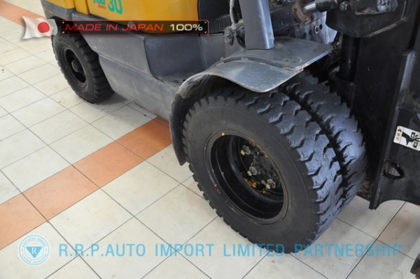 ขายรถโฟล์คลิฟท์มือสอง TCM รุ่น FHD30Z5-34II24 นำเข้าจากประเทศญี่ปุ่น 100\% ไม่เคยใช้งานในไทย