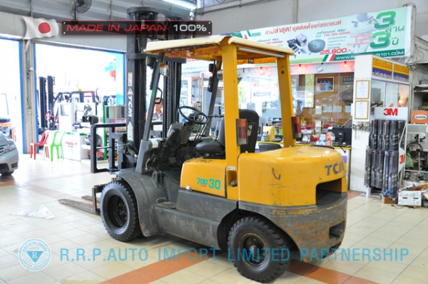 ขายรถโฟล์คลิฟท์มือสอง TCM รุ่น FHD30Z5-34II24 นำเข้าจากประเทศญี่ปุ่น 100\% ไม่เคยใช้งานในไทย