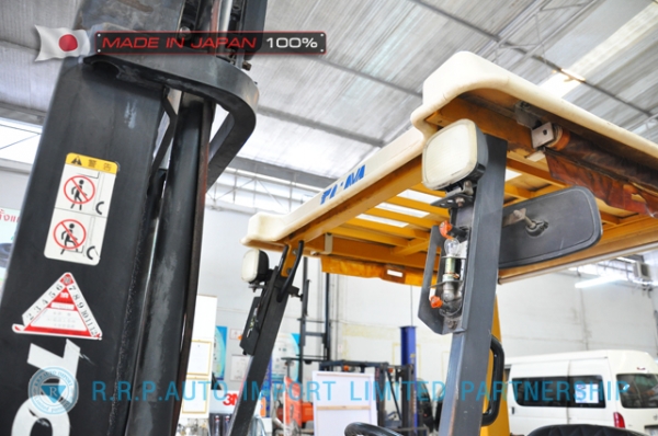 ขายรถโฟล์คลิฟท์มือสอง TCM รุ่น FHD30Z5-34II24 นำเข้าจากประเทศญี่ปุ่น 100\% ไม่เคยใช้งานในไทย