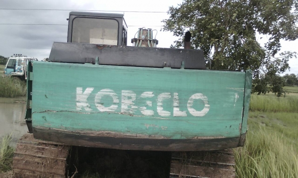 ขายKobelco sk200m2สภาพพร้อมใช้ ติดต่อคุณอ๊อฟพิจิตร086-737-9991 ขายKobelco sk200m2สภาพพร้อมใช้ ติดต่อคุณอ๊อฟพิจิตร086-737-9991