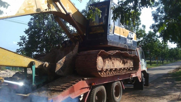 ขายรถขุดแบ็คโค SK200-2โกลเบลโก้ มาร์คทรู สภาพพร้อมใช้งาน ช่วงล่างดี