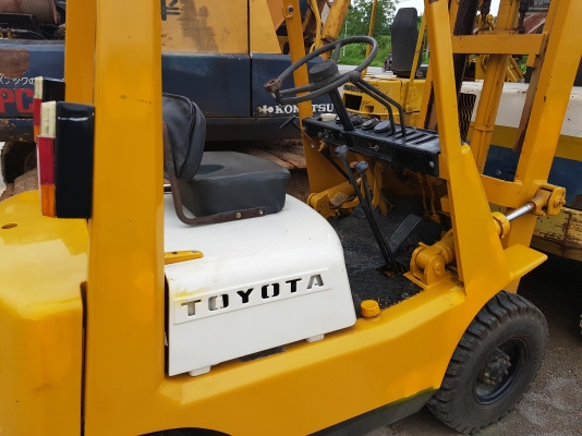 รถโฟล์ลิฟท์ 1.5 ตัน รถโฟล์ลิฟท์ 1.5 ตัน