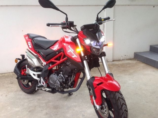Benelli TNT 135 หัวฉีด รถเดือนเดียวปี 2017 วิ่ง 500 โล