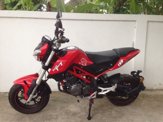 Benelli TNT 135 หัวฉีด รถเดือนเดียวปี 2017 วิ่ง 500 โล Benelli TNT 135 หัวฉีด รถเดือนเดียวปี 2017 วิ่ง 500 โล