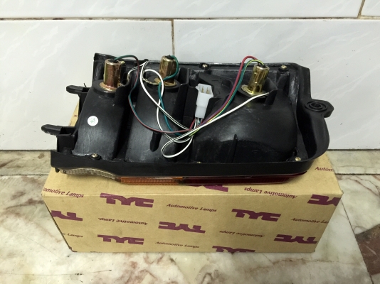 ขายไฟท้ายรถ DAIHATSU รุ่น MIRA L80 ใส่มิร่าบ้านเราได้เลย