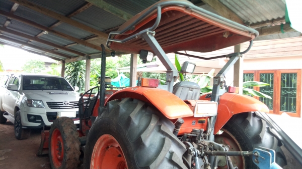 ขายKUBOTA M7040 รถบ้านพร้อมใช้ เล่มพร้อมโอน ขายKUBOTA M7040 รถบ้านพร้อมใช้ เล่มพร้อมโอน