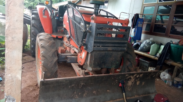 ขายKUBOTA M7040 รถบ้านพร้อมใช้ เล่มพร้อมโอน ขายKUBOTA M7040 รถบ้านพร้อมใช้ เล่มพร้อมโอน