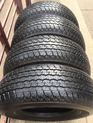 ยาง Bridgestone 265 70 16 ปี15 ดอกเต็ม ไม่มีปะ ใช้ยาว ราคาไม่แพงขอบคุณ