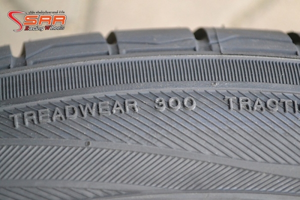 TOYO THANPATH MPZ 215/60R17 เส้นละ 5,200 บาท
