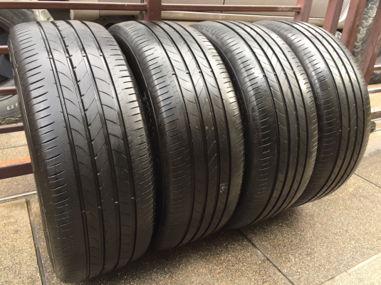 ยาง Goodyear 215 55 17 ปี16 ดอกเต็ม ไม่มีปะ ใช้ยาว ราคาไม่แพง ยาง Goodyear 215 55 17 ปี16 ดอกเต็ม ไม่มีปะ ใช้ยาว ราคาไม่แพง