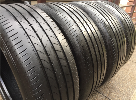 ยาง Goodyear 215 55 17 ปี16 ดอกเต็ม ไม่มีปะ ใช้ยาว ราคาไม่แพง ยาง Goodyear 215 55 17 ปี16 ดอกเต็ม ไม่มีปะ ใช้ยาว ราคาไม่แพง