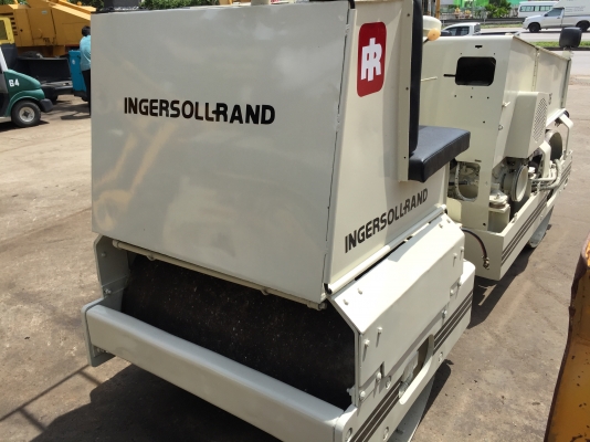 ขายด่วนรถบดหน้าเหล็กหลังเหล็กขนาด3.5ตัน Inger solland DD35 พร้อมใช้งาน ขายด่วนรถบดหน้าเหล็กหลังเหล็กขนาด3.5ตัน Inger solland DD35 พร้อมใช้งาน