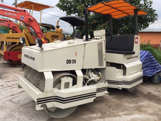 ขายด่วนรถบดหน้าเหล็กหลังเหล็กขนาด3.5ตัน Inger solland DD35 พร้อมใช้งาน