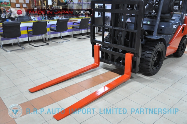 ขายรถโฟล์คลิฟท์มือสอง TOYOTA รุ่น 8FD30-12052 นำเข้าจากประเทศญี่ปุ่น 100\% ไม่เคยใช้งานในไทย ขายรถโฟล์คลิฟท์มือสอง TOYOTA รุ่น 8FD30-12052 นำเข้าจากประเทศญี่ปุ่น 100\% ไม่เคยใช้งานในไทย