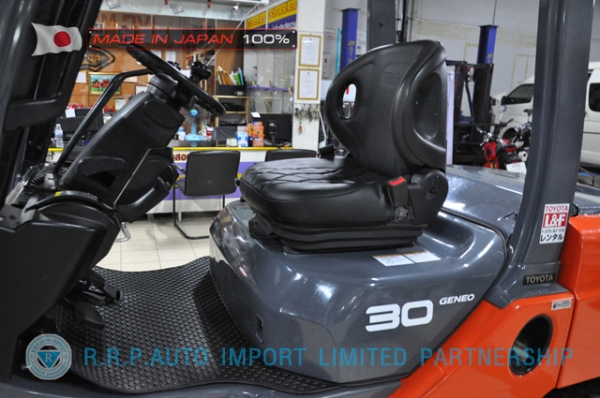 ขายรถโฟล์คลิฟท์มือสอง TOYOTA รุ่น 8FD30-12052 นำเข้าจากประเทศญี่ปุ่น 100\% ไม่เคยใช้งานในไทย ขายรถโฟล์คลิฟท์มือสอง TOYOTA รุ่น 8FD30-12052 นำเข้าจากประเทศญี่ปุ่น 100\% ไม่เคยใช้งานในไทย