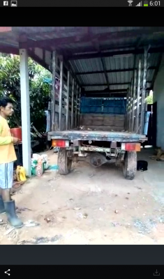 ขายด่วนรถนวดข้าว ขายด่วนรถนวดข้าว