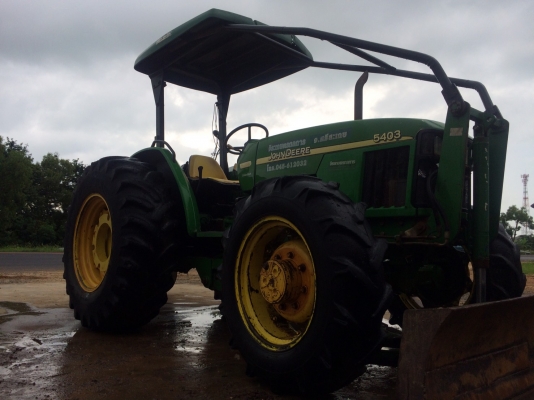 459000บาทครับ จอร์นเดียร์ 85 แรง 4 สูบ 3200CC ใหญ่ๆแรงๆมาแล้วครับ