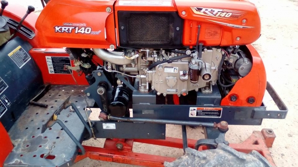 KUBOTA  KRT 140 สวยๆๆพร้อมใช้ อุปกรณ์ ดันหน้า พาลหลังสวย  ล้อเหล็กสวย KUBOTA  KRT 140 สวยๆๆพร้อมใช้ อุปกรณ์ ดันหน้า พาลหลังสวย  ล้อเหล็กสวย