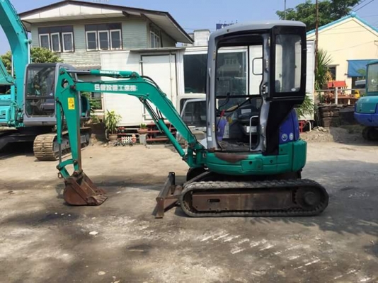 ขายKOMATSU PC20MR  เก่าญี่ปุ่นแท้  สภาพสวย  พร้อมเก๋ง  ลองระบบกันได้ทุกวัน  โทร  089-3818694  ดวงนภา