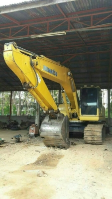 ขาย 1,350,000  KOMATSU PC200-7 สวย (มือเดียวจากห้าง) เครื่องดี ปั้มแรง โช่หนา เอวแน่น ไฟฟ้าครบ แอร์เย็น เอกสารเล่มทะเบียน รถอยู่ จ.นครราชสีมา 090-772-3710 090-772-3708