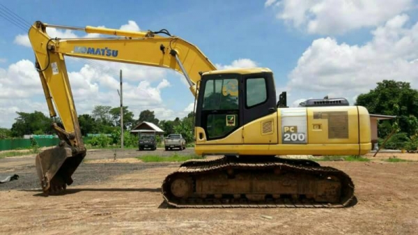 ขาย 1,350,000 KOMATSU PC200-7 สวย (มือเดียวจากห้าง) เครื่องดี ปั้มแรง โช่หนา เอวแน่น ไฟฟ้าครบ แอร์เย็น เอกสารเล่มทะเบียน รถอยู่ จ.นครราชสีมา 090-772-3710 090-772-3708 ขาย 1,350,000 KOMATSU PC200-7 สวย (มือเดียวจากห้าง) เครื่องดี ปั้มแรง โช่หนา เอวแน่น ไฟฟ้าครบ แอร์เย็น เอกสารเล่มทะเบียน รถอยู่ จ.นครราชสีมา 090-772-3710 090-772-3708