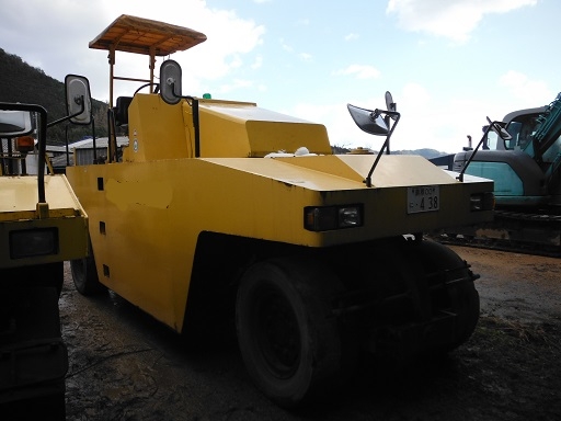 DYNAPAC CP201WT : รถบด 7 ล้อยาง ขนาด 8.6 ตัน นำเข้าจากญี่ปุ่น โทร. 080-6565422 (หนิง)