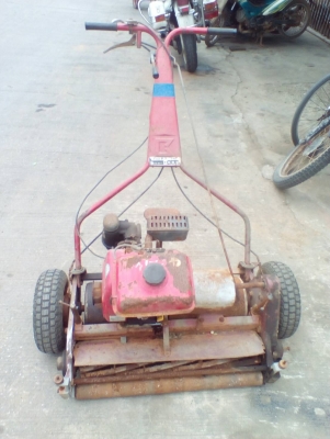 เครื่องตัดหญ้ามีแรงอัดต้องซ่อม ลด 5300.-