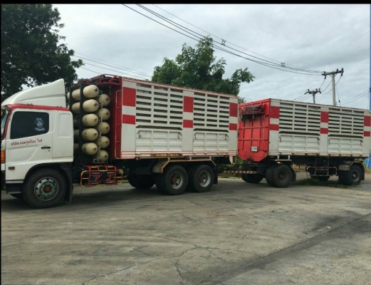 พ่วง 18 ล้อ HINO MEGA  260 แรง จดปี 54  กระบะเหล็ก คอกเกษตร - ดั้ม  ติดแก๊ส NGV 10 ถัง   สภาพร้อมใช้งาน เอกสารพร้อมโอน ราคา 1.3 ล้านต่อรอง