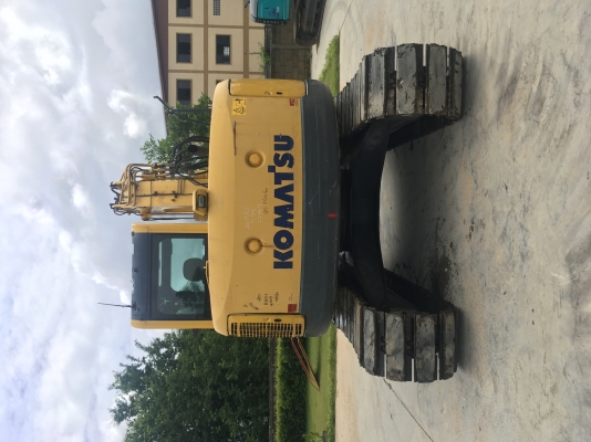 KOMATSU รุ่น: PC138US-8