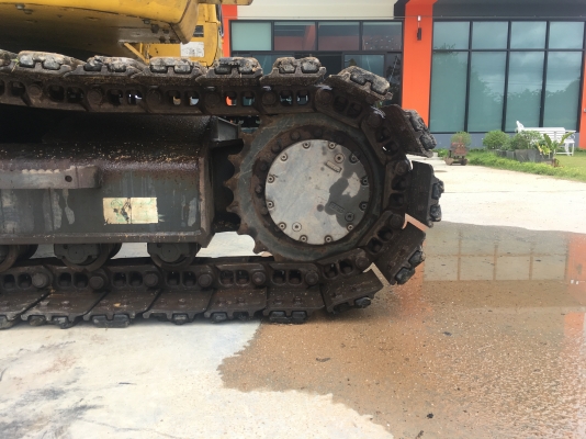 KOMATSU รุ่น: PC138US-8