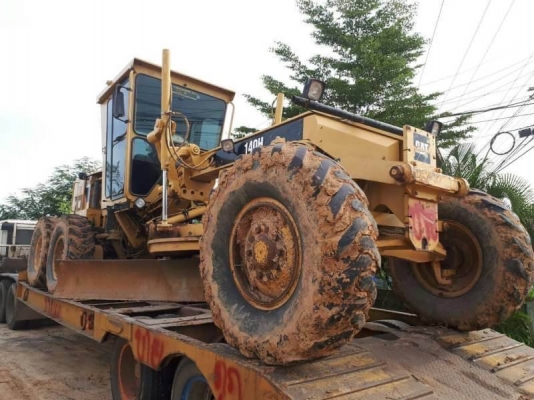 ขาย 3,500,000 รถเกรด CAT 120 HV5FM 8,000 ชม.เครืองดี เกียร์แรง รถสวยพร้อมใช้  รถอยู่ บุรีรัมย์ โทร&amp;ไอดีไลน์ 0610710295