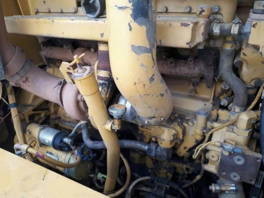 ขาย 3,500,000 รถเกรด CAT 120 HV5FM 8,000 ชม.เครืองดี เกียร์แรง รถสวยพร้อมใช้  รถอยู่ บุรีรัมย์ โทร&amp;ไอดีไลน์ 0610710295