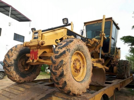 ขาย 3,500,000 รถเกรด CAT 120 HV5FM 8,000 ชม.เครืองดี เกียร์แรง รถสวยพร้อมใช้  รถอยู่ บุรีรัมย์ โทร&amp;ไอดีไลน์ 0610710295