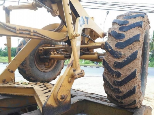 ขาย 3,500,000 รถเกรด CAT 120 HV5FM 8,000 ชม.เครืองดี เกียร์แรง รถสวยพร้อมใช้  รถอยู่ บุรีรัมย์ โทร&amp;ไอดีไลน์ 0610710295