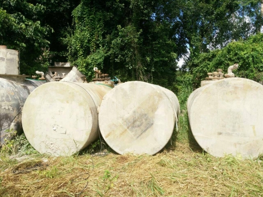 ถังน้ำมันสวยๆ มีหลายขนาดครับ ขัดทำสีใหม่ทุกใบ สเปคดีที่สุดจากร้านวินิตร ถูกและดีที่สุดแน่นอน ถังน้ำมันสวยๆ มีหลายขนาดครับ ขัดทำสีใหม่ทุกใบ สเปคดีที่สุดจากร้านวินิตร ถูกและดีที่สุดแน่นอน