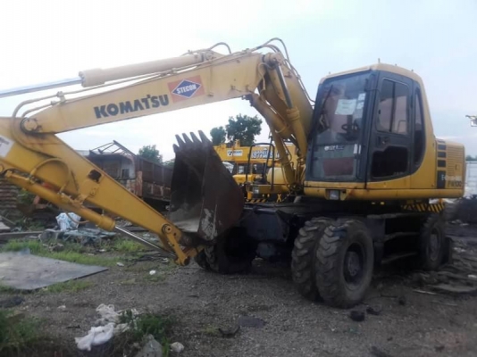 ขาย 895,000 บาท แบคโฮล้อยาง KOMATSU PW130-7 เครื่องดี ปั้มแรง โช่หนา เอวแน่น เอกสารอินวอยท์  รถอยู่ วังน้อย จ.พระนครศรีอยุธยา โทร&amp;ไอดีไลน์ 0610710295