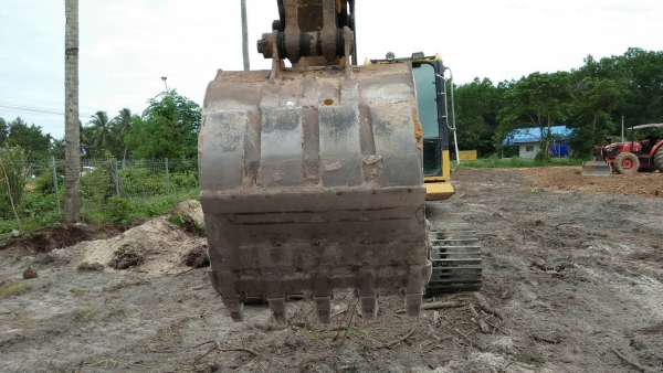 รถแบคโฮ KOMATSU PC 160 - 8. , ( รถทำงาน 9,xxx ชม. ) สนใจติดต่อ 081 - 6079515