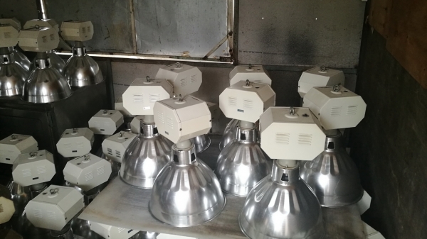 โคมไฟ โรงงาน เมทัลฮาไลด์ 400w โคมไฟ โรงงาน เมทัลฮาไลด์ 400w