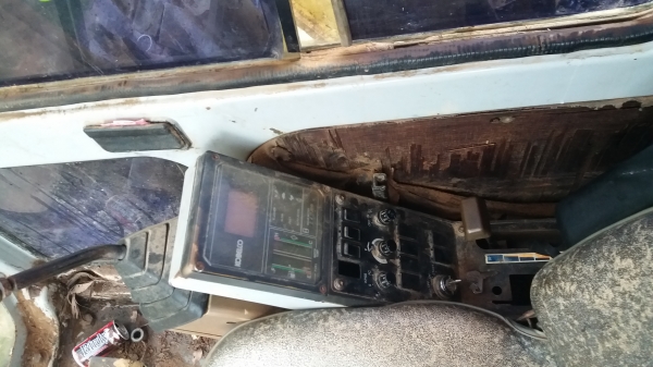 ขาย 980,000 หัวลาก ISUZU  DECA 320 ปี 48 เครื่องเดิมดี เกียร์เดิมแรง หัวบาง ยางดี คัชซีสวย เอกสารพร้อมโอน รถอยู่ ชลบุรี 090-772-3710 090-772-3708