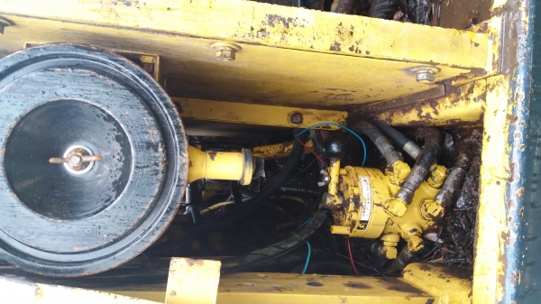 ขาย 980,000 หัวลาก ISUZU  DECA 320 ปี 48 เครื่องเดิมดี เกียร์เดิมแรง หัวบาง ยางดี คัชซีสวย เอกสารพร้อมโอน รถอยู่ ชลบุรี 090-772-3710 090-772-3708